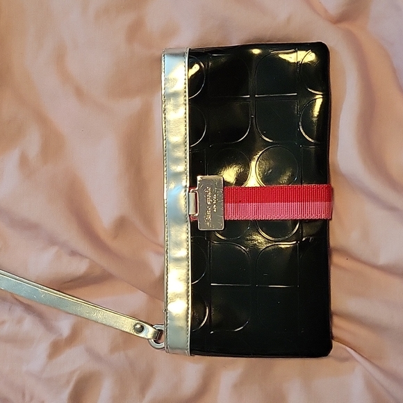 Kate Spade Wristlet - Picture 1 of 3